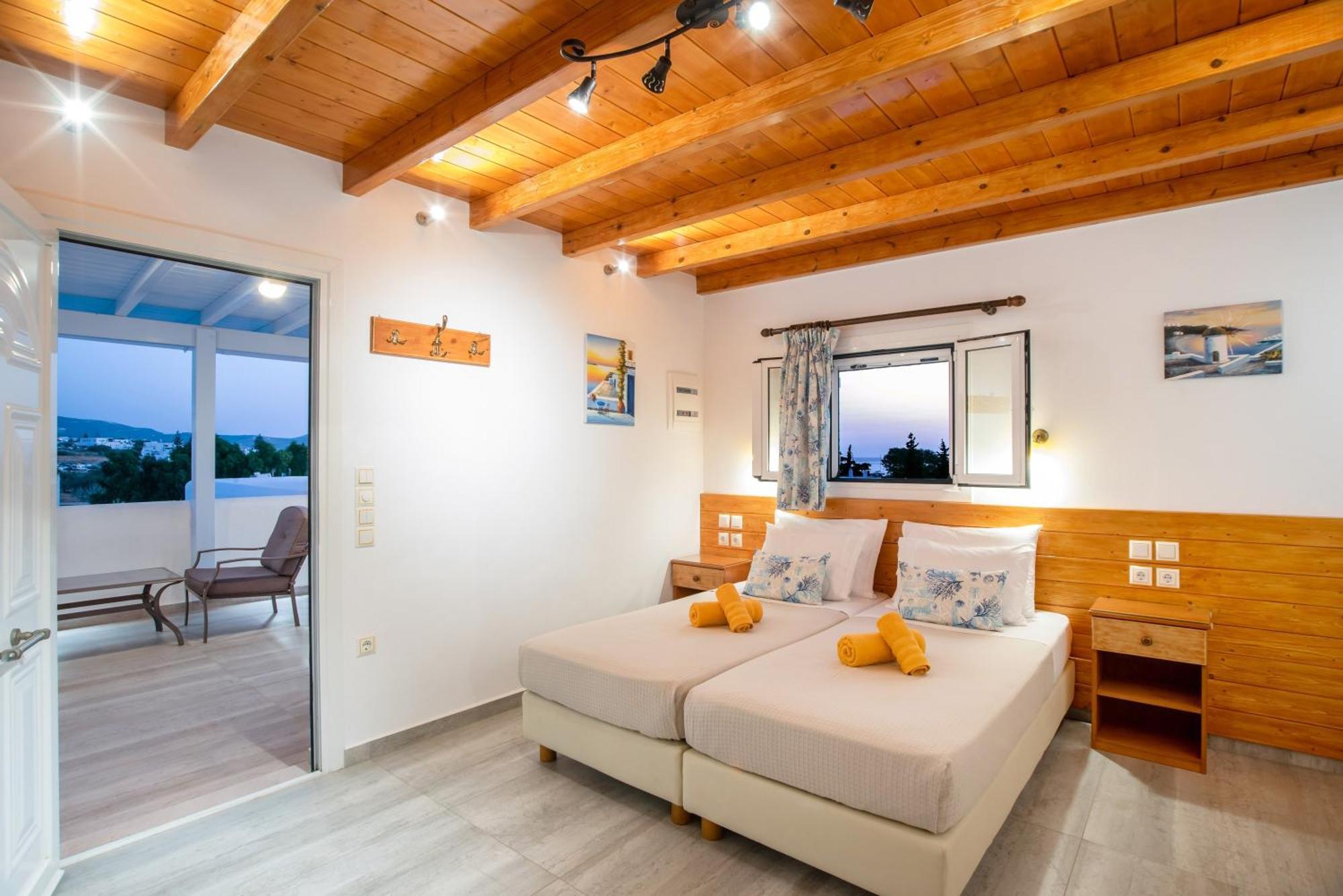 Kontaratos Studios & Apartments Parikia  Ngoại thất bức ảnh