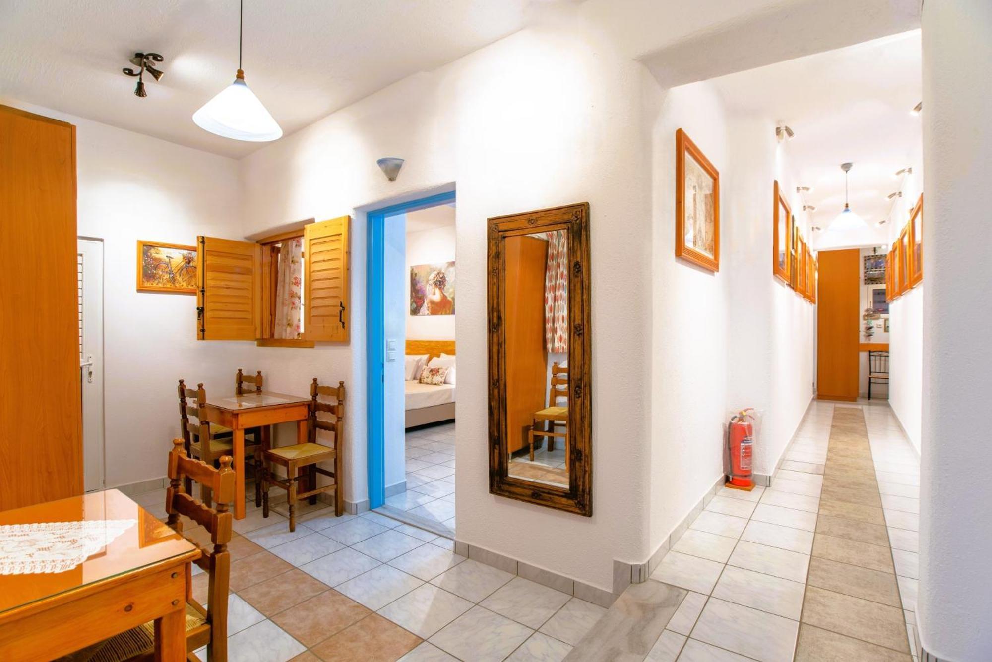 Kontaratos Studios & Apartments Parikia  Ngoại thất bức ảnh