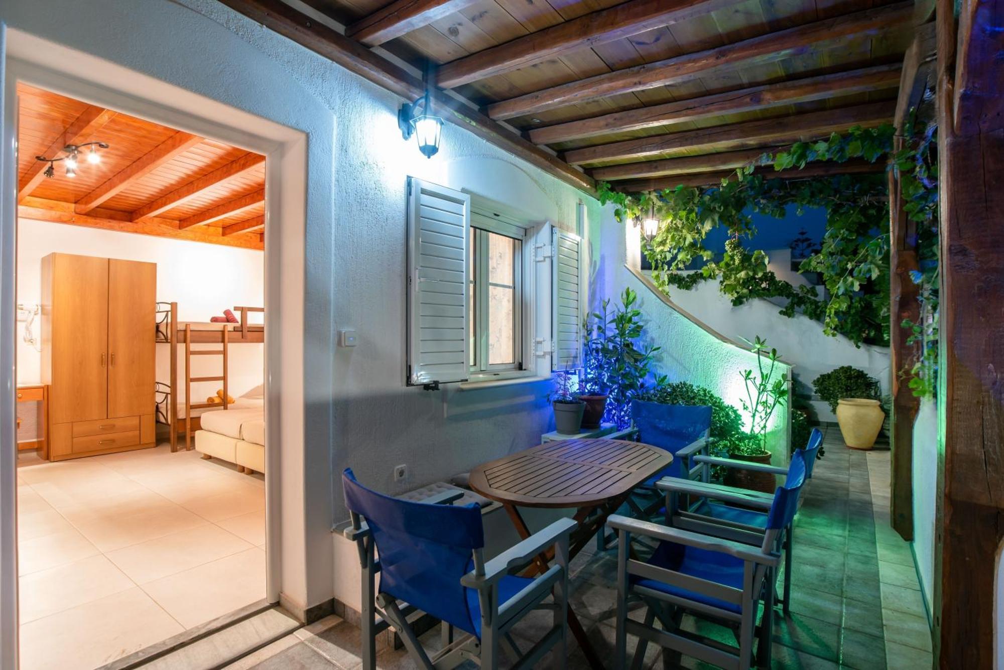 Kontaratos Studios & Apartments Parikia  Ngoại thất bức ảnh