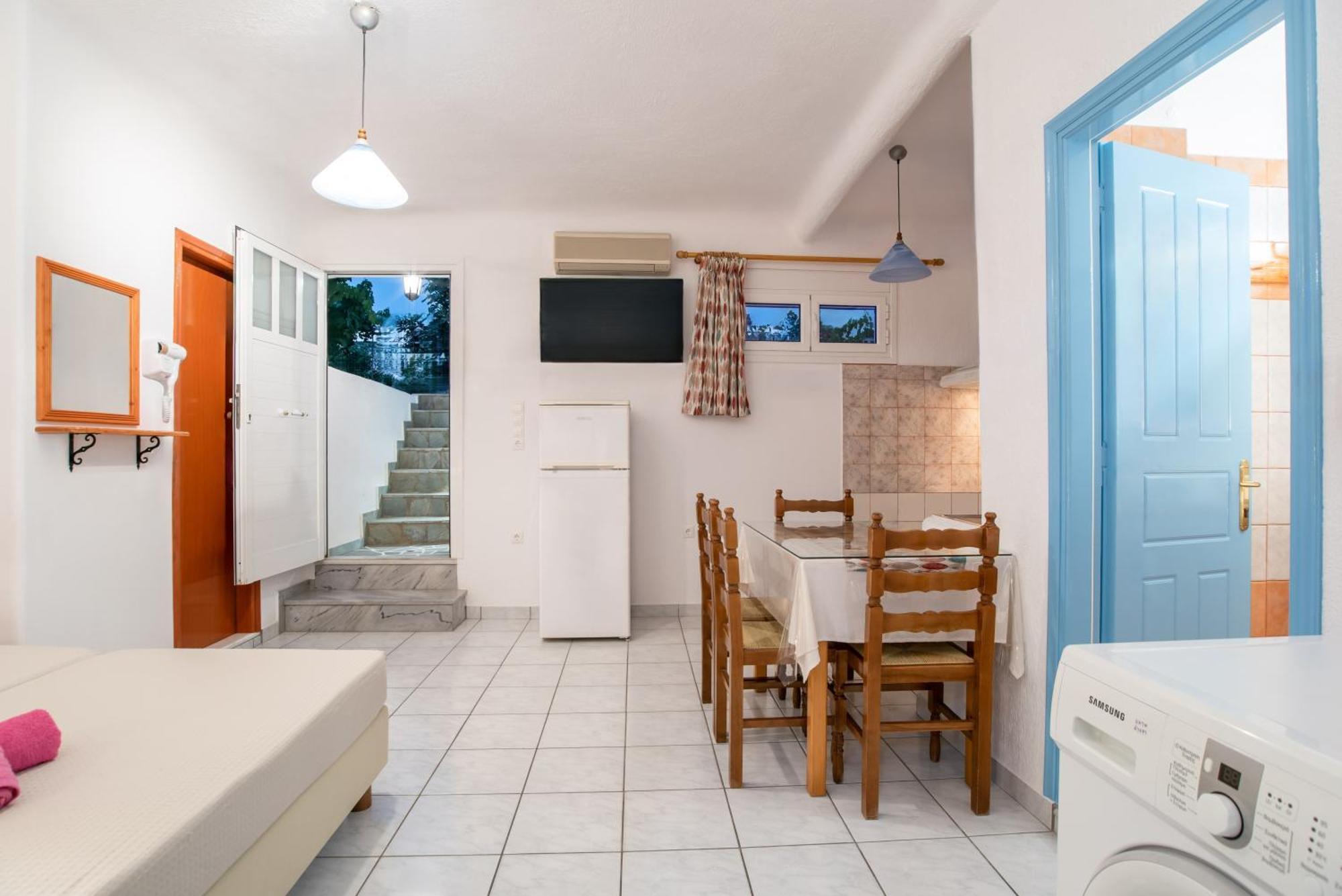 Kontaratos Studios & Apartments Parikia  Ngoại thất bức ảnh