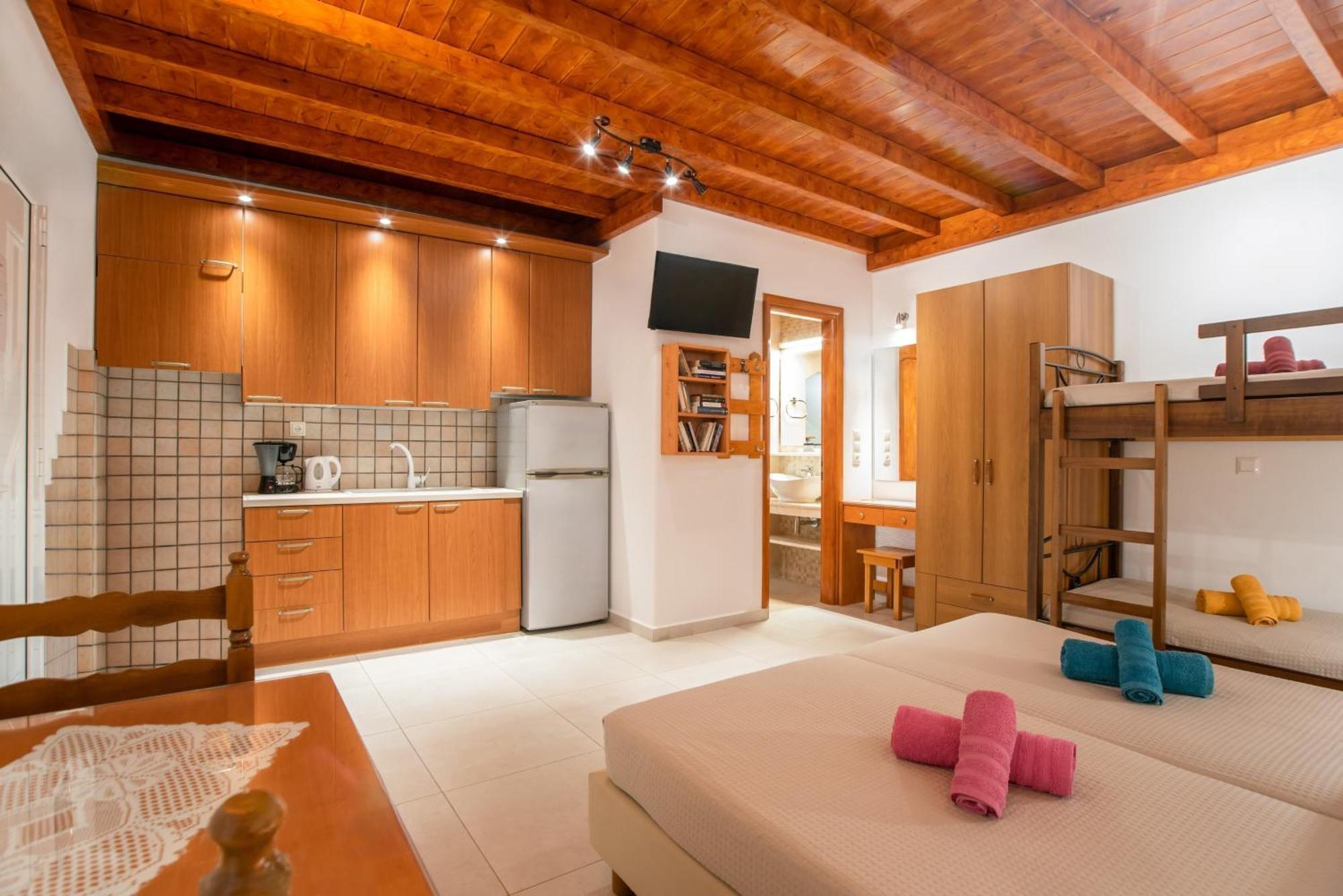 Kontaratos Studios & Apartments Parikia  Ngoại thất bức ảnh